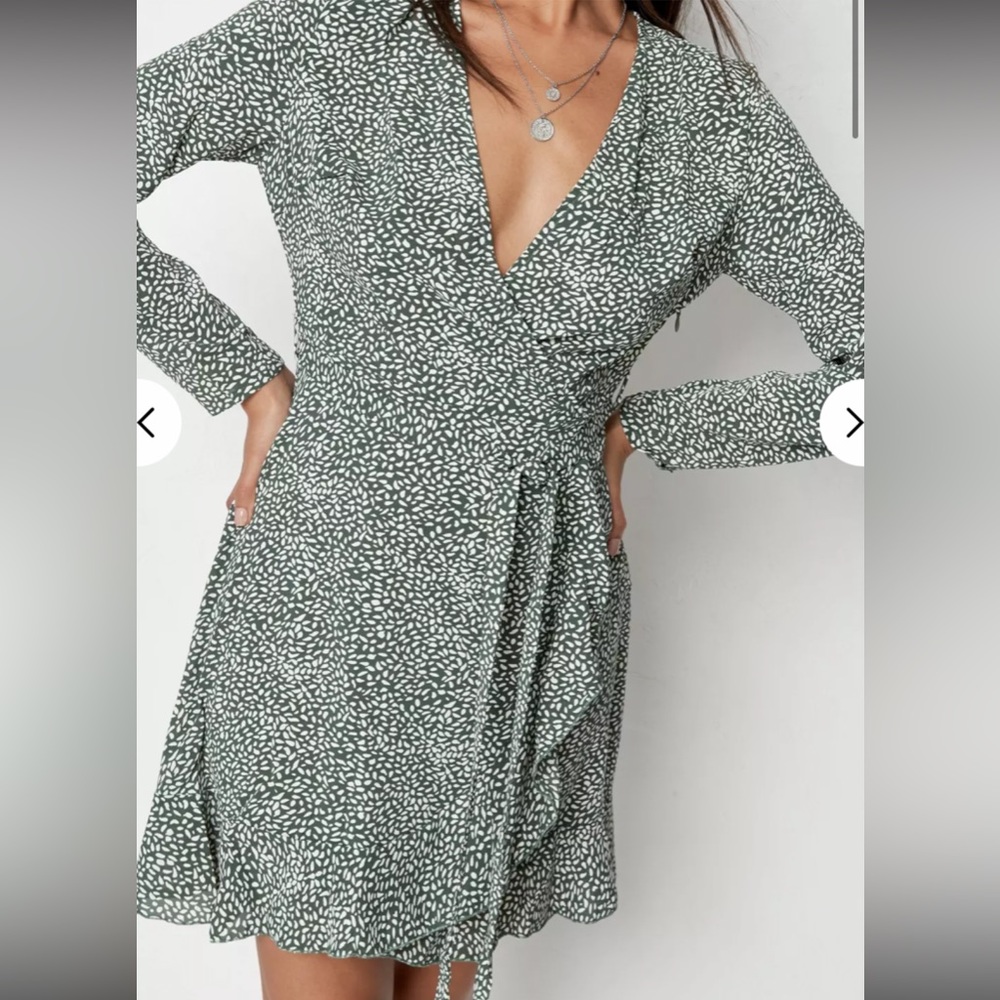 Long Sleeve Green Dress